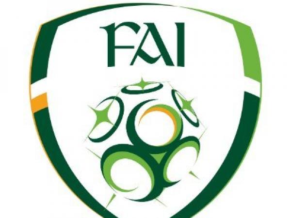 FAI crest left
