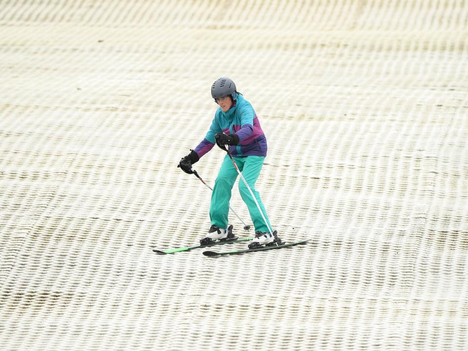 lorraine whelan skiing