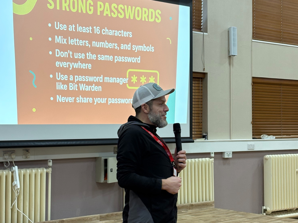 Mentor and speaker Wayne Denner presents at the Ulster Region Athlete Leadership Forum 2025